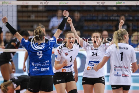  23.04.2018 RZESZOW <br />SIATKOWKA LIGA SIATKOWKI KOBIET LSK 2017/2018 WOMEN VOLLEYBALL POLAND POLISH LEAGUE <br />FAZA PLAYOFF - POLFINAL - 3. MECZ<br />MECZ DEVELOPRES SKYRES RZESZOW - LKS COMMERCECON LODZ <br />N/Z AGNIESZKA RABKA MONIKA PTAK RADOSC EMOCJE <br /> 