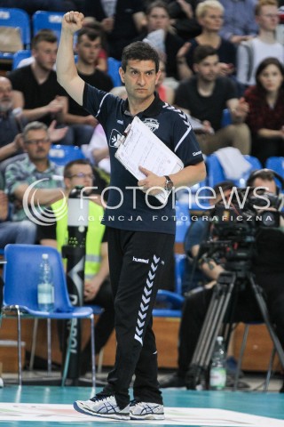  23.04.2018 RZESZOW <br />SIATKOWKA LIGA SIATKOWKI KOBIET LSK 2017/2018 WOMEN VOLLEYBALL POLAND POLISH LEAGUE <br />FAZA PLAYOFF - POLFINAL - 3. MECZ<br />MECZ DEVELOPRES SKYRES RZESZOW - LKS COMMERCECON LODZ <br />N/Z LORENZO MICELLI - I TRENER ( HEAD COACH ) SYLWETKA RADOSC EMOCJE <br /> 