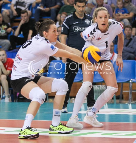  23.04.2018 RZESZOW <br />SIATKOWKA LIGA SIATKOWKI KOBIET LSK 2017/2018 WOMEN VOLLEYBALL POLAND POLISH LEAGUE <br />FAZA PLAYOFF - POLFINAL - 3. MECZ<br />MECZ DEVELOPRES SKYRES RZESZOW - LKS COMMERCECON LODZ <br />N/Z JELENA BLAGOJEVIC HELENE ROUSSEAUX <br /> 