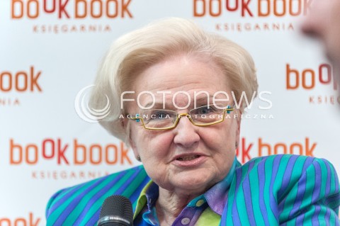  26.04.2018 WARSZAWA<br />PROFESOR EWA LETOWSKA W KSIEGARNI<br />N/Z EWA LETOWSKA<br /> 
