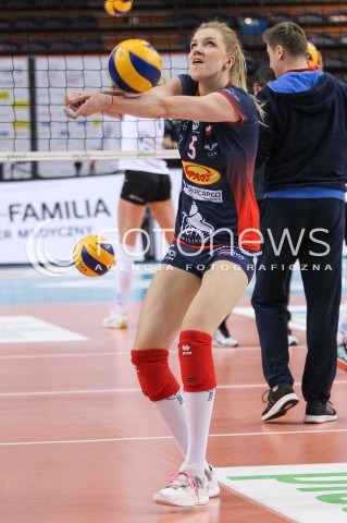  26.04.2018 RZESZOW <br />SIATKOWKA LIGA SIATKOWKI KOBIET LSK 2017/2018 WOMEN VOLLEYBALL POLAND POLISH LEAGUE <br />FAZA PLAYOFF - MECZ O 3. MIEJSCE - 1. MECZ<br />MECZ DEVELOPRES SKYRES RZESZOW - GROT BUDOWLANI LODZ <br />N/Z AGNIESZKA KAKOLEWSKA SYLWETKA <br /> 