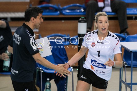  26.04.2018 RZESZOW <br />SIATKOWKA LIGA SIATKOWKI KOBIET LSK 2017/2018 WOMEN VOLLEYBALL POLAND POLISH LEAGUE <br />FAZA PLAYOFF - MECZ O 3. MIEJSCE - 1. MECZ<br />MECZ DEVELOPRES SKYRES RZESZOW - GROT BUDOWLANI LODZ <br />N/Z LORENZO MICELLI - I TRENER ( HEAD COACH ) HELENE ROUSSEAUX <br /> 