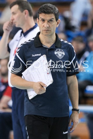  26.04.2018 RZESZOW <br />SIATKOWKA LIGA SIATKOWKI KOBIET LSK 2017/2018 WOMEN VOLLEYBALL POLAND POLISH LEAGUE <br />FAZA PLAYOFF - MECZ O 3. MIEJSCE - 1. MECZ<br />MECZ DEVELOPRES SKYRES RZESZOW - GROT BUDOWLANI LODZ <br />N/Z LORENZO MICELLI - I TRENER ( HEAD COACH ) SYLWETKA <br /> 