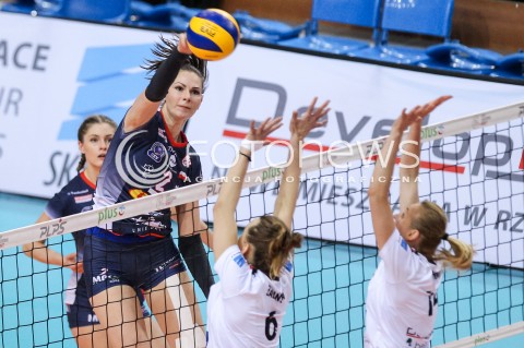  26.04.2018 RZESZOW <br />SIATKOWKA LIGA SIATKOWKI KOBIET LSK 2017/2018 WOMEN VOLLEYBALL POLAND POLISH LEAGUE <br />FAZA PLAYOFF - MECZ O 3. MIEJSCE - 1. MECZ<br />MECZ DEVELOPRES SKYRES RZESZOW - GROT BUDOWLANI LODZ <br />N/Z GABRIELA POLANSKA <br /> 