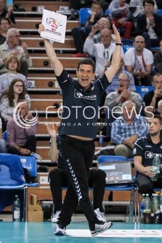 26.04.2018 RZESZOW <br />SIATKOWKA LIGA SIATKOWKI KOBIET LSK 2017/2018 WOMEN VOLLEYBALL POLAND POLISH LEAGUE <br />FAZA PLAYOFF - MECZ O 3. MIEJSCE - 1. MECZ<br />MECZ DEVELOPRES SKYRES RZESZOW - GROT BUDOWLANI LODZ <br />N/Z LORENZO MICELLI - I TRENER ( HEAD COACH ) SYLWETKA RADOSC EMOCJE <br /> 