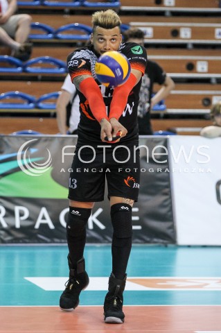 28.04.2018 RZESZOW <br />SIATKOWKA PLUS LIGA 2017/2018 MEN VOLLEYBALL POLAND POLISH PLUSLIGA LEAGUE SEASON 2017/2018 <br />MECZ O 5. MIEJSCE - MECZ NR 2<br />MECZ ASSECO RESOVIA RZESZOW - JASTRZEBSKI WEGIEL <br />N/Z SALVADOR HIDALGO OLIVA SYLWETKA<br /> 