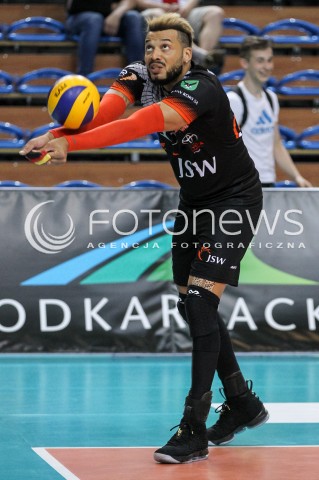  28.04.2018 RZESZOW <br />SIATKOWKA PLUS LIGA 2017/2018 MEN VOLLEYBALL POLAND POLISH PLUSLIGA LEAGUE SEASON 2017/2018 <br />MECZ O 5. MIEJSCE - MECZ NR 2<br />MECZ ASSECO RESOVIA RZESZOW - JASTRZEBSKI WEGIEL <br />N/Z SALVADOR HIDALGO OLIVA SYLWETKA<br /> 