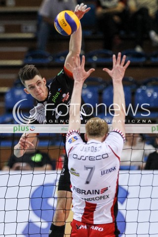  28.04.2018 RZESZOW <br />SIATKOWKA PLUS LIGA 2017/2018 MEN VOLLEYBALL POLAND POLISH PLUSLIGA LEAGUE SEASON 2017/2018 <br />MECZ O 5. MIEJSCE - MECZ NR 2<br />MECZ ASSECO RESOVIA RZESZOW - JASTRZEBSKI WEGIEL <br />N/Z MACIEJ MUZAJ <br /> 