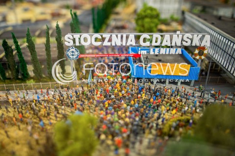  28.04.2018 GDANSK <br />OGOLNOPOLSKIE OBCHODY CZTERDZIESTOLECIA UTWORZENIA WOLNYCH ZWIAZKOW ZAWODOWYCH<br />N/Z MAKIETA STOCZNI GDANSKIEJ<br /> 