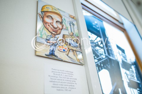  28.04.2018 GDANSK <br />OGOLNOPOLSKIE OBCHODY CZTERDZIESTOLECIA UTWORZENIA WOLNYCH ZWIAZKOW ZAWODOWYCH<br />N/Z PORTRET PANA JOZEFA WYSOCKIEGO ZASLUZONEGO PRACOWNIKA STOCZNI GDANSKIEJ<br /> 