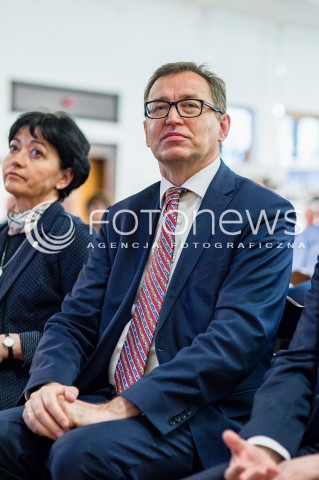  28.04.2018 GDANSK <br />OGOLNOPOLSKIE OBCHODY CZTERDZIESTOLECIA UTWORZENIA WOLNYCH ZWIAZKOW ZAWODOWYCH<br />N/Z JAROSLAW SZAREK PORTRET<br /> 