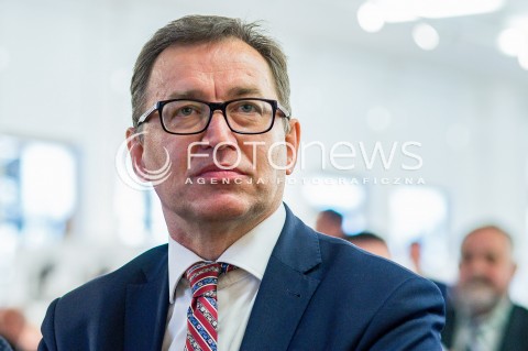  28.04.2018 GDANSK <br />OGOLNOPOLSKIE OBCHODY CZTERDZIESTOLECIA UTWORZENIA WOLNYCH ZWIAZKOW ZAWODOWYCH<br />N/Z JAROSLAW SZAREK PORTRET<br /> 