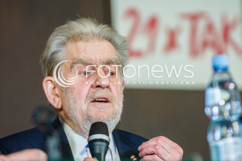  28.04.2018 GDANSK <br />OGOLNOPOLSKIE OBCHODY CZTERDZIESTOLECIA UTWORZENIA WOLNYCH ZWIAZKOW ZAWODOWYCH<br />N/Z ANDRZEJ GWIAZDA PORTRET<br /> 