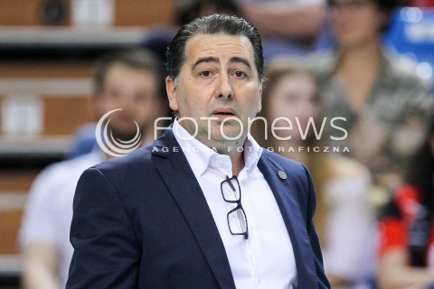  29.04.2018 RZESZOW <br />SIATKOWKA PLUS LIGA 2017/2018 MEN VOLLEYBALL POLAND POLISH PLUSLIGA LEAGUE SEASON 2017/2018 <br />MECZ O 5. MIEJSCE - MECZ NR 3<br />MECZ ASSECO RESOVIA RZESZOW - JASTRZEBSKI WEGIEL <br />N/Z FERDINANDO DE GIORGI - I TRENER ( HEAD COACH ) SYLWETKA <br /> 