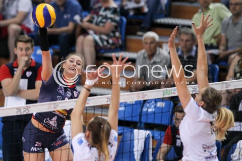  02.05.2018 RZESZOW <br />SIATKOWKA LIGA SIATKOWKI KOBIET LSK 2017/2018 WOMEN VOLLEYBALL POLAND POLISH LEAGUE <br />FAZA PLAYOFF - MECZ O 3. MIEJSCE - 3. MECZ <br />MECZ DEVELOPRES SKYRES RZESZOW - GROT BUDOWLANI LODZ <br />N/Z MARTYNA GRAJBER <br /> 