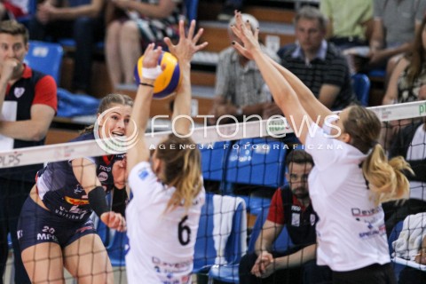  02.05.2018 RZESZOW <br />SIATKOWKA LIGA SIATKOWKI KOBIET LSK 2017/2018 WOMEN VOLLEYBALL POLAND POLISH LEAGUE <br />FAZA PLAYOFF - MECZ O 3. MIEJSCE - 3. MECZ <br />MECZ DEVELOPRES SKYRES RZESZOW - GROT BUDOWLANI LODZ <br />N/Z MARTYNA GRAJBER <br /> 