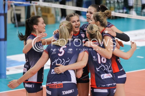  02.05.2018 RZESZOW <br />SIATKOWKA LIGA SIATKOWKI KOBIET LSK 2017/2018 WOMEN VOLLEYBALL POLAND POLISH LEAGUE <br />FAZA PLAYOFF - MECZ O 3. MIEJSCE - 3. MECZ <br />MECZ DEVELOPRES SKYRES RZESZOW - GROT BUDOWLANI LODZ <br />N/Z MARTYNA GRAJBER GABRIELA POLANSKA JULIA TWARDOWSKA RADOSC EMOCJE <br /> 