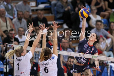  02.05.2018 RZESZOW <br />SIATKOWKA LIGA SIATKOWKI KOBIET LSK 2017/2018 WOMEN VOLLEYBALL POLAND POLISH LEAGUE <br />FAZA PLAYOFF - MECZ O 3. MIEJSCE - 3. MECZ <br />MECZ DEVELOPRES SKYRES RZESZOW - GROT BUDOWLANI LODZ <br />N/Z JULIA TWARDOWSKA <br /> 