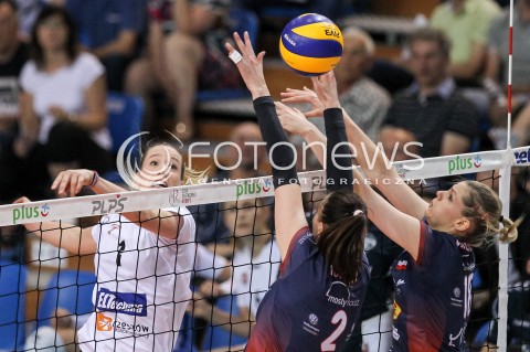  02.05.2018 RZESZOW <br />SIATKOWKA LIGA SIATKOWKI KOBIET LSK 2017/2018 WOMEN VOLLEYBALL POLAND POLISH LEAGUE <br />FAZA PLAYOFF - MECZ O 3. MIEJSCE - 3. MECZ <br />MECZ DEVELOPRES SKYRES RZESZOW - GROT BUDOWLANI LODZ <br />N/Z HELENE ROUSSEAUX <br /> 