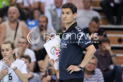  02.05.2018 RZESZOW <br />SIATKOWKA LIGA SIATKOWKI KOBIET LSK 2017/2018 WOMEN VOLLEYBALL POLAND POLISH LEAGUE <br />FAZA PLAYOFF - MECZ O 3. MIEJSCE - 3. MECZ <br />MECZ DEVELOPRES SKYRES RZESZOW - GROT BUDOWLANI LODZ <br />N/Z LORENZO MICELLI - I TRENER ( HEAD COACH ) SYLWETKA <br /> 