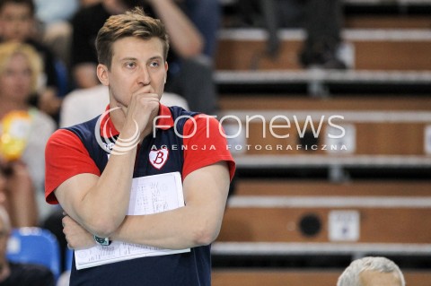  02.05.2018 RZESZOW <br />SIATKOWKA LIGA SIATKOWKI KOBIET LSK 2017/2018 WOMEN VOLLEYBALL POLAND POLISH LEAGUE <br />FAZA PLAYOFF - MECZ O 3. MIEJSCE - 3. MECZ <br />MECZ DEVELOPRES SKYRES RZESZOW - GROT BUDOWLANI LODZ <br />N/Z BLAZEJ KRZYSZTALOWICZ - I TRENER ( HEAD COACH ) SYLWETKA <br /> 