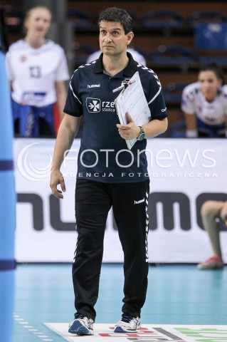  02.05.2018 RZESZOW <br />SIATKOWKA LIGA SIATKOWKI KOBIET LSK 2017/2018 WOMEN VOLLEYBALL POLAND POLISH LEAGUE <br />FAZA PLAYOFF - MECZ O 3. MIEJSCE - 3. MECZ <br />MECZ DEVELOPRES SKYRES RZESZOW - GROT BUDOWLANI LODZ <br />N/Z LORENZO MICELLI - I TRENER ( HEAD COACH ) SYLWETKA <br /> 