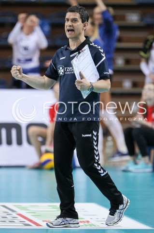  02.05.2018 RZESZOW <br />SIATKOWKA LIGA SIATKOWKI KOBIET LSK 2017/2018 WOMEN VOLLEYBALL POLAND POLISH LEAGUE <br />FAZA PLAYOFF - MECZ O 3. MIEJSCE - 3. MECZ <br />MECZ DEVELOPRES SKYRES RZESZOW - GROT BUDOWLANI LODZ <br />N/Z LORENZO MICELLI - I TRENER ( HEAD COACH ) RADOSC EMOCJE SYLWETKA <br /> 