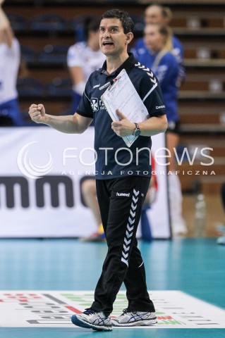  02.05.2018 RZESZOW <br />SIATKOWKA LIGA SIATKOWKI KOBIET LSK 2017/2018 WOMEN VOLLEYBALL POLAND POLISH LEAGUE <br />FAZA PLAYOFF - MECZ O 3. MIEJSCE - 3. MECZ <br />MECZ DEVELOPRES SKYRES RZESZOW - GROT BUDOWLANI LODZ <br />N/Z LORENZO MICELLI - I TRENER ( HEAD COACH ) SYLWETKA RADOSC EMOCJE <br /> 