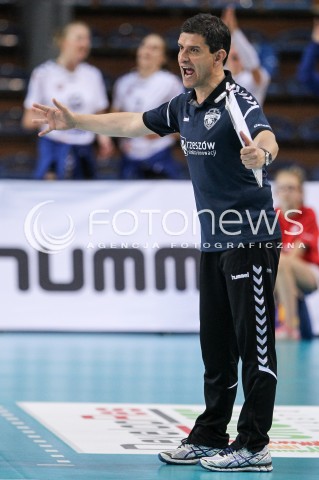  02.05.2018 RZESZOW <br />SIATKOWKA LIGA SIATKOWKI KOBIET LSK 2017/2018 WOMEN VOLLEYBALL POLAND POLISH LEAGUE <br />FAZA PLAYOFF - MECZ O 3. MIEJSCE - 3. MECZ <br />MECZ DEVELOPRES SKYRES RZESZOW - GROT BUDOWLANI LODZ <br />N/Z LORENZO MICELLI - I TRENER ( HEAD COACH ) SYLWETKA <br /> 