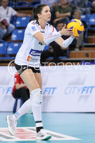  02.05.2018 RZESZOW <br />SIATKOWKA LIGA SIATKOWKI KOBIET LSK 2017/2018 WOMEN VOLLEYBALL POLAND POLISH LEAGUE <br />FAZA PLAYOFF - MECZ O 3. MIEJSCE - 3. MECZ <br />MECZ DEVELOPRES SKYRES RZESZOW - GROT BUDOWLANI LODZ <br />N/Z KLAUDIA KACZOROWSKA SYLWETKA <br /> 