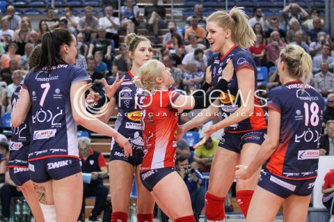  02.05.2018 RZESZOW <br />SIATKOWKA LIGA SIATKOWKI KOBIET LSK 2017/2018 WOMEN VOLLEYBALL POLAND POLISH LEAGUE <br />FAZA PLAYOFF - MECZ O 3. MIEJSCE - 3. MECZ <br />MECZ DEVELOPRES SKYRES RZESZOW - GROT BUDOWLANI LODZ <br />N/Z AGATA WITKOWSKA AGNIESZKA KAKOLEWSKA KAJA GROBELNA RADOSC EMOCJE <br /> 
