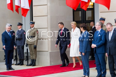  02.05.2018 WARSZAWA <br />DZIEN FLAGI POLSKIEJ Z UDZIALEM PREZYDENTA RP<br />N/Z PREZYDENT RP ANDRZEJ DUDA AGATA KORNHAUSER DUDA<br /> 