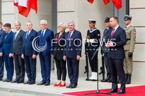  02.05.2018 WARSZAWA <br />DZIEN FLAGI POLSKIEJ Z UDZIALEM PREZYDENTA RP<br />N/Z PREZYDENT RP ANDRZEJ DUDA STANISLAW KARCZEWSKI JULIA PRZYLEBSKA JACEK CZAPUTOWICZ <br /> 