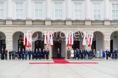  02.05.2018 WARSZAWA <br />DZIEN FLAGI POLSKIEJ Z UDZIALEM PREZYDENTA RP<br />N/Z PREZYDENT RP ANDRZEJ DUDA AGATA KORNHAUSER DUDA<br /> 