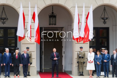  02.05.2018 WARSZAWA <br />DZIEN FLAGI POLSKIEJ Z UDZIALEM PREZYDENTA RP<br />N/Z PREZYDENT RP ANDRZEJ DUDA AGATA KORNHAUSER DUDA<br /> 