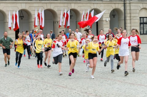  02.05.2018 WARSZAWA <br />DZIEN FLAGI POLSKIEJ Z UDZIALEM PREZYDENTA RP<br />BIALO CZERWONA SZTAFETA RMF FM<br />N/Z PREZYDENT RP ANDRZEJ DUDA<br /> 