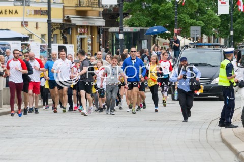  02.05.2018 WARSZAWA <br />DZIEN FLAGI POLSKIEJ Z UDZIALEM PREZYDENTA RP<br />BIALO CZERWONA SZTAFETA RMF FM<br />N/Z PREZYDENT RP ANDRZEJ DUDA<br /> 