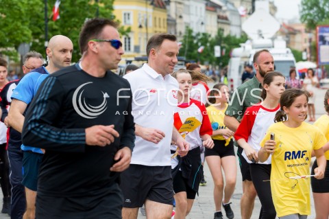 02.05.2018 WARSZAWA <br />DZIEN FLAGI POLSKIEJ Z UDZIALEM PREZYDENTA RP<br />BIALO CZERWONA SZTAFETA RMF FM<br />N/Z PREZYDENT RP ANDRZEJ DUDA<br /> 