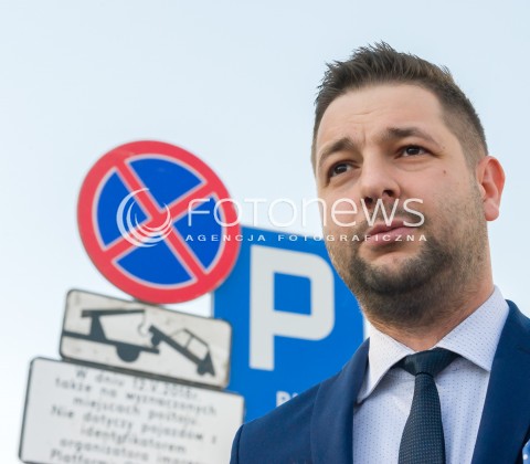  04.05.2018 WARSZAWA<br />KONFERENCJA PATRYKA JAKIEGO NA TEMAT ZNAKU DROGOWEGO<br />N/Z PATRYK JAKI<br /> 