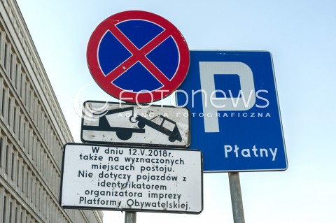  04.05.2018 WARSZAWA<br />KONFERENCJA PATRYKA JAKIEGO NA TEMAT ZNAKU DROGOWEGO<br />N/Z ZNAK DROGOWY<br /> 