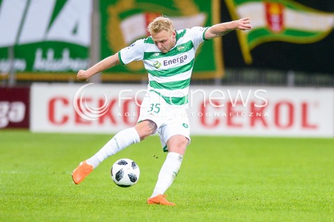  04.05.2018 GDANSK<br />PILKA NOZNA - EKSTRAKLASA SEZON 2017/2018<br />MECZ LECHIA GDANSK - BRUK BET TERMALICA NIECIECZA<br />N/Z DANIEL LUKASIK SYLWETKA<br /> 