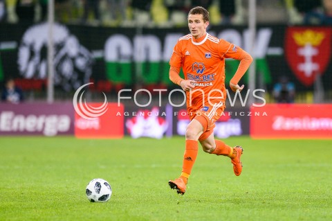  04.05.2018 GDANSK<br />PILKA NOZNA - EKSTRAKLASA SEZON 2017/2018<br />MECZ LECHIA GDANSK - BRUK BET TERMALICA NIECIECZA<br />N/Z SAMUEL STEFANIK SYLWETKA<br /> 