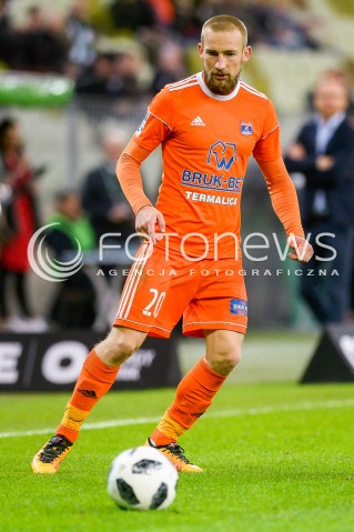  04.05.2018 GDANSK<br />PILKA NOZNA - EKSTRAKLASA SEZON 2017/2018<br />MECZ LECHIA GDANSK - BRUK BET TERMALICA NIECIECZA<br />N/Z SZYMON PAWLOWSKI SYLWETKA<br /> 