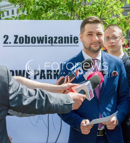  05.05.2018 WARSZAWA<br />KONFERENCJA PATRYKA JAKIEGO NA TEMAT PARKINGOW I ZOBOWIAZAN WYBORCZYCH<br />N/Z PATRYK JAKI<br /> 