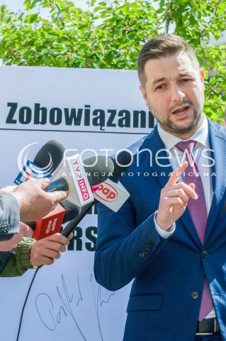  05.05.2018 WARSZAWA<br />KONFERENCJA PATRYKA JAKIEGO NA TEMAT PARKINGOW I ZOBOWIAZAN WYBORCZYCH<br />N/Z PATRYK JAKI<br /> 