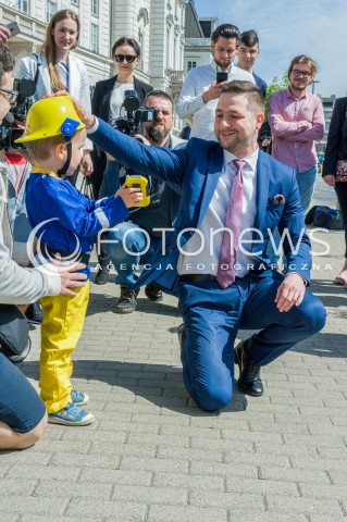  05.05.2018 WARSZAWA<br />KONFERENCJA PATRYKA JAKIEGO NA TEMAT PARKINGOW I ZOBOWIAZAN WYBORCZYCH<br />N/Z PATRYK JAKI<br /> 