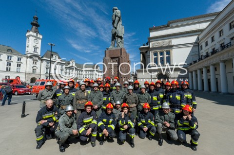  05.05.2018 WARSZAWA<br />DZIEN STRAZAKA<br />N/Z STRAZACY POD POMNIKIEM WOJCIECHA BOGUSLAWSKIEGO<br /> 