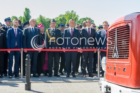 05.05.2018 WARSZAWA<br />DZIEN STRAZAKA<br />N/Z ANDRZEJ DUDA KOMENDANT LESZEK SUSKI MATEUSZ MORAWIECKI JOACHIM BRUDZINSKI JAROSLAW ZIELINSKI PATRYK JAKI<br /> 