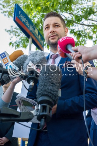  07.05.2018 WARSZAWA<br />KONFERENCJA PATRYKA JAKIEGO <br />3. ZOBOWIAZANIE <br />NOWE MOSTY DLA WARSZAWY<br />N/Z PATRYK JAKI<br /> 