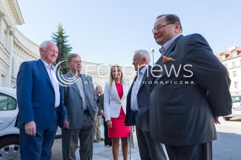  07.05.2018 WARSZAWA<br />INAUGURACYJNE SPOTKANIE SPOLECZNEGO KOMITETU LEWICY OBCHODOW 100 LECIA ODZYSKANIA NIEPODLEGLOSCI<br />N/Z RYSZARD KALISZ LESZEK MILLER KRZYSZTOF JANIK<br /> 